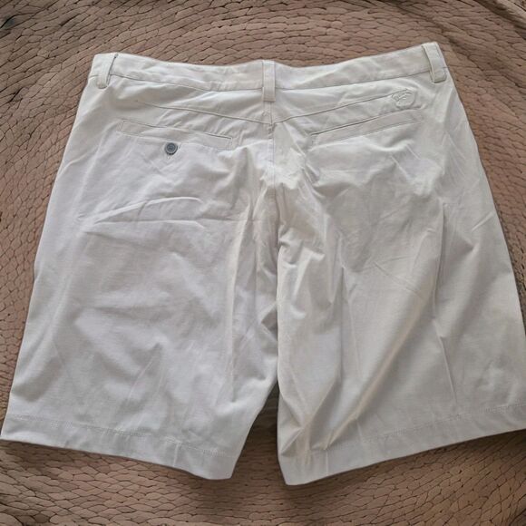 Southern Tide Shorts 38w 8in Inseam 8% Spandex - Picture 2 of 6